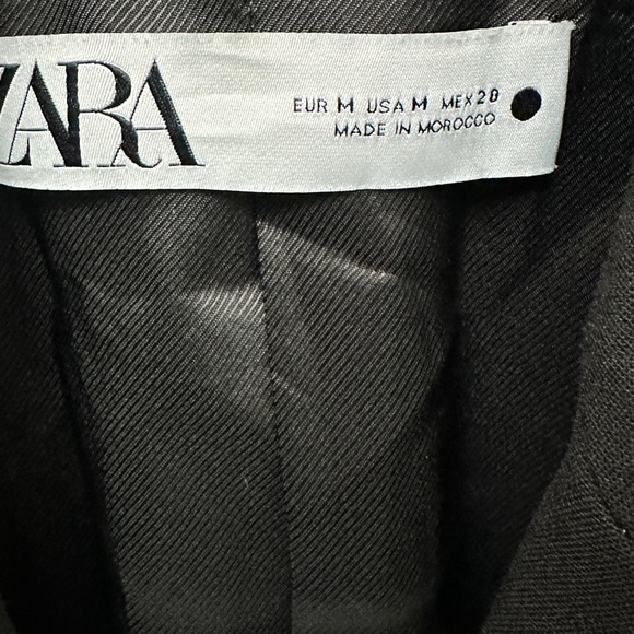 Zara Black Rouched Arm Two Button Blazer Women’s Size Medium - Picture 4 of 6